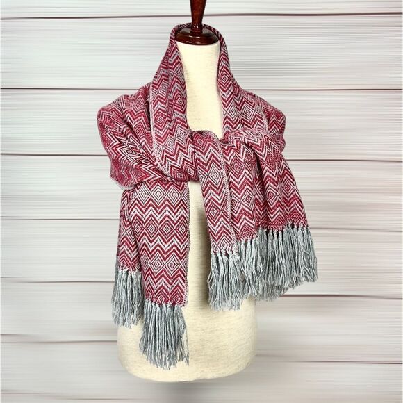 T’icani Peru Large Alpaca Gray Red Scarf Shawl Wrap - Picture 3 of 12